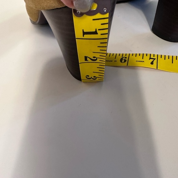 Naturalizer Tan and Brown Flats with Moccasin Stitching - Picture 2 of 7